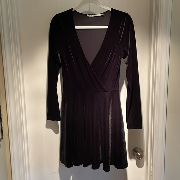 Black Velvety Dress - Picture 1 of 5